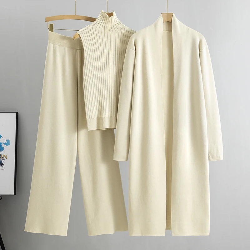 Effortless Elegance: Neutral Minimalist Knitwear Set for Everyday Comfort"