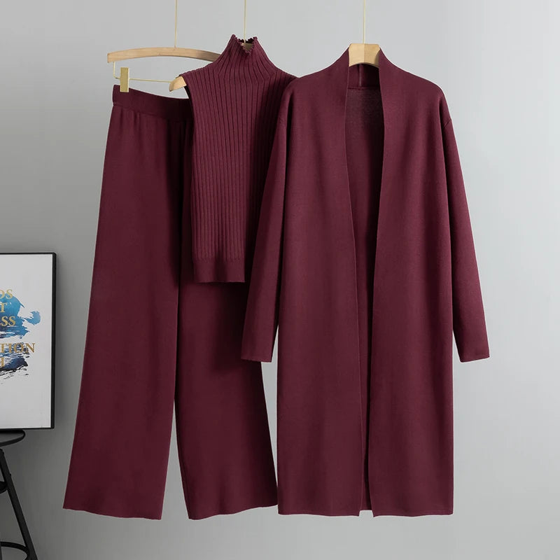 Effortless Elegance: Neutral Minimalist Knitwear Set for Everyday Comfort"